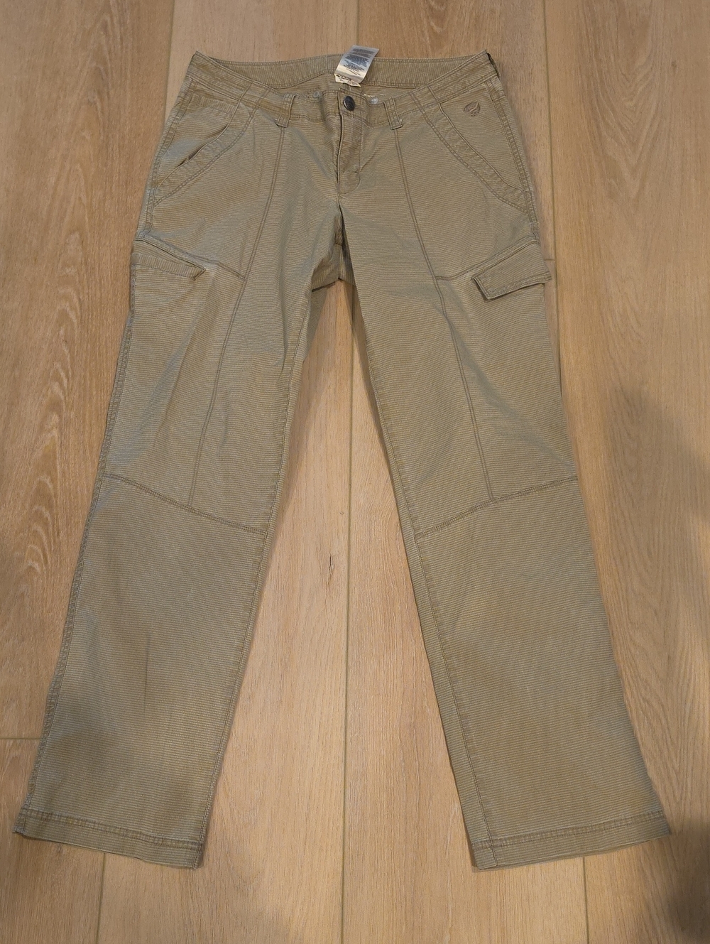 Mountain Hardwear Women’s Cargo Hiking Pants Khaki Size 6/32
